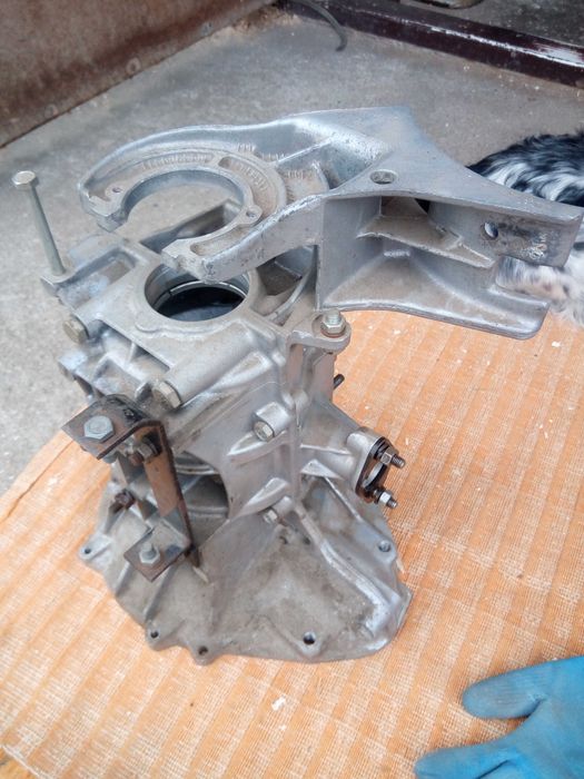 Trabant korpus blok silnika