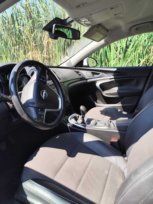 Opel Insignia Sports Tourer 2.0 CDTi 130cv — photo 4