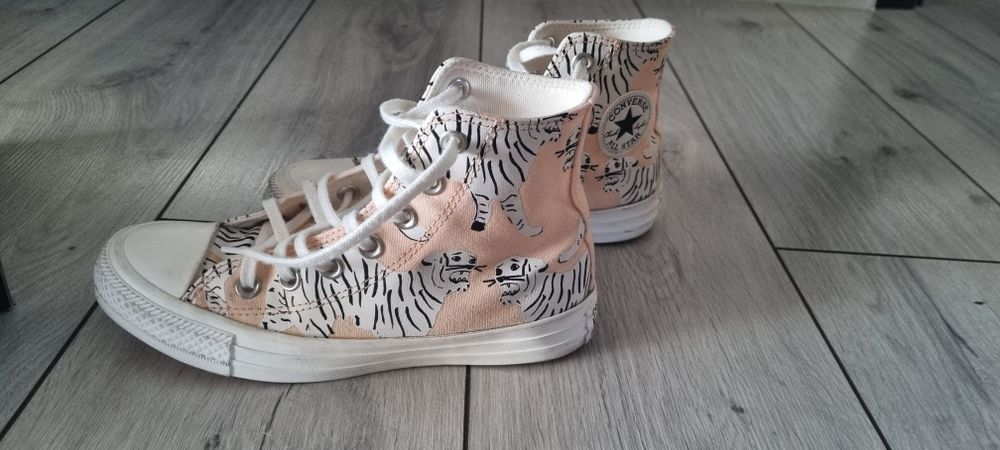 Converse Chuck Taylor