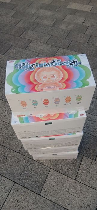 Pop mart labubu "Big into energy" original blind box