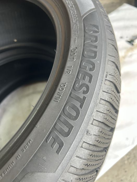 275/45/21. Bridgestone Blizzak 6. 2024