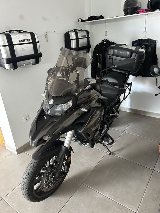 Benelii trk como nova. Com malas 4700€