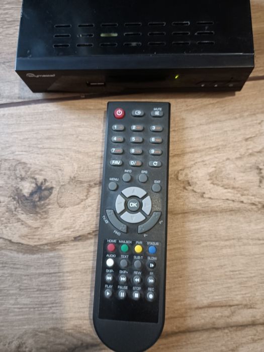 Dekoder do tv Sky master  z pilotem