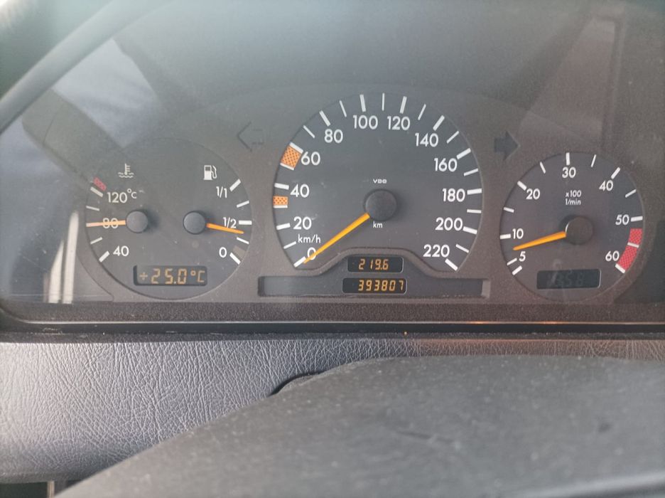 Vendo Mercedes C220 — photo 5