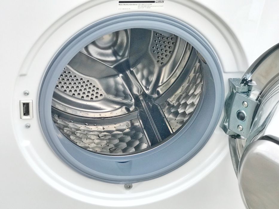 Прально-сушильна машина Miele 6/4кг, в супер стані, з Німеччини. 2 в 1