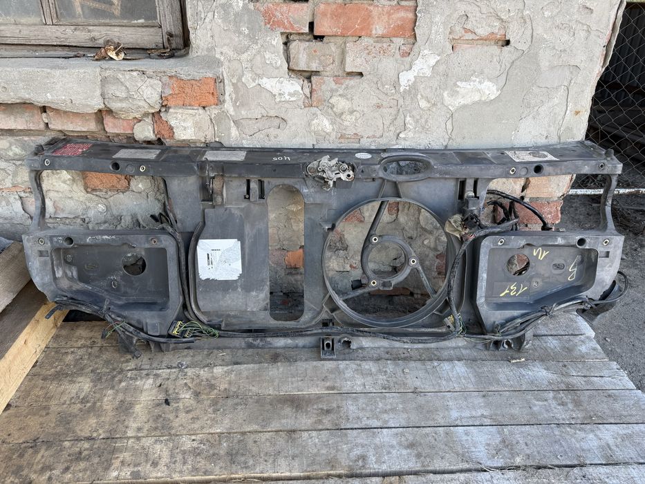 Телевизор передняя панель Peugeot 405