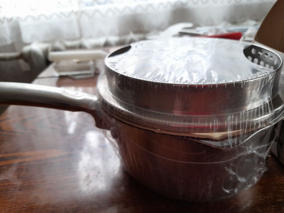 Кастрюли  с ручками на 2,8 л и 1,4 литра