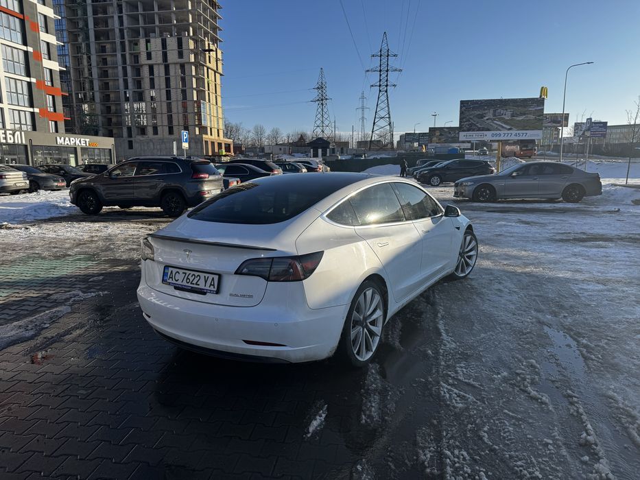 tesla model 3 perfomance 2019