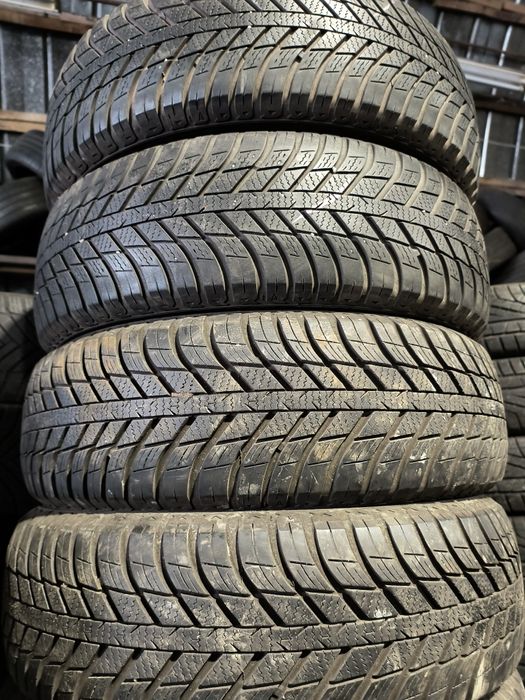 215/65R16 Nexen всесезонний комплект 4S: 1 200 грн. - Автошины Ровно на Olx