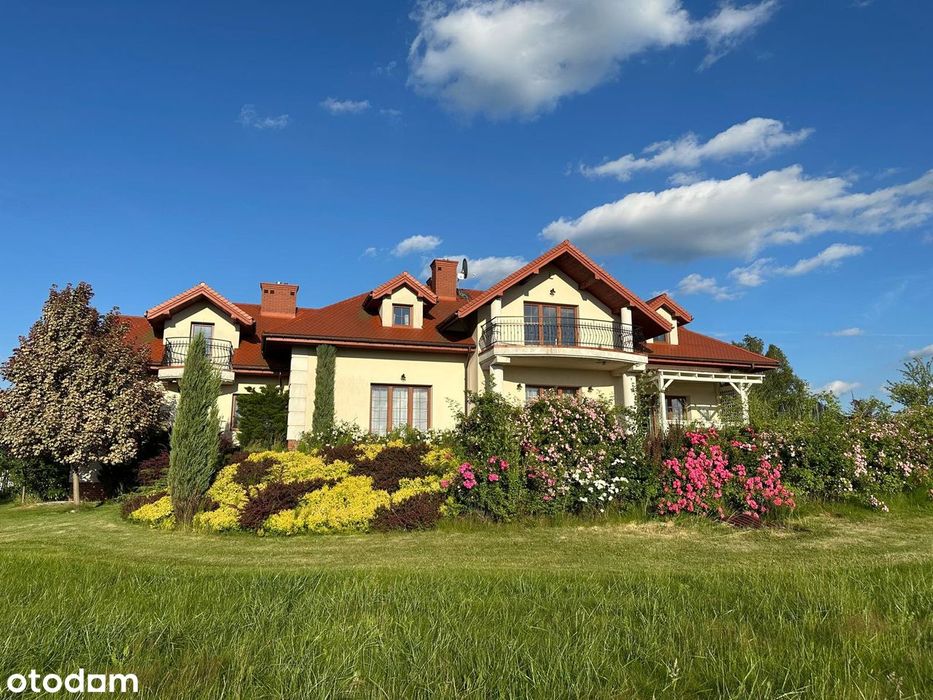 Dom w stylu dworkowym – cudowna okolica Kunów k. Nowego Sącza