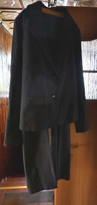 Elegancki szary damski garnitur rozmiar 42/44