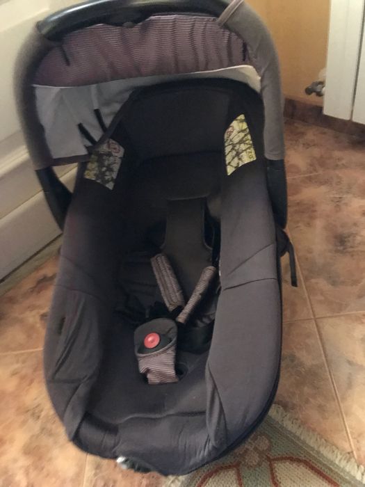 Cadeira auto  para bebe muito confortavel