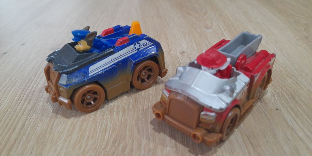 2 autka psi patrol metalowe off road