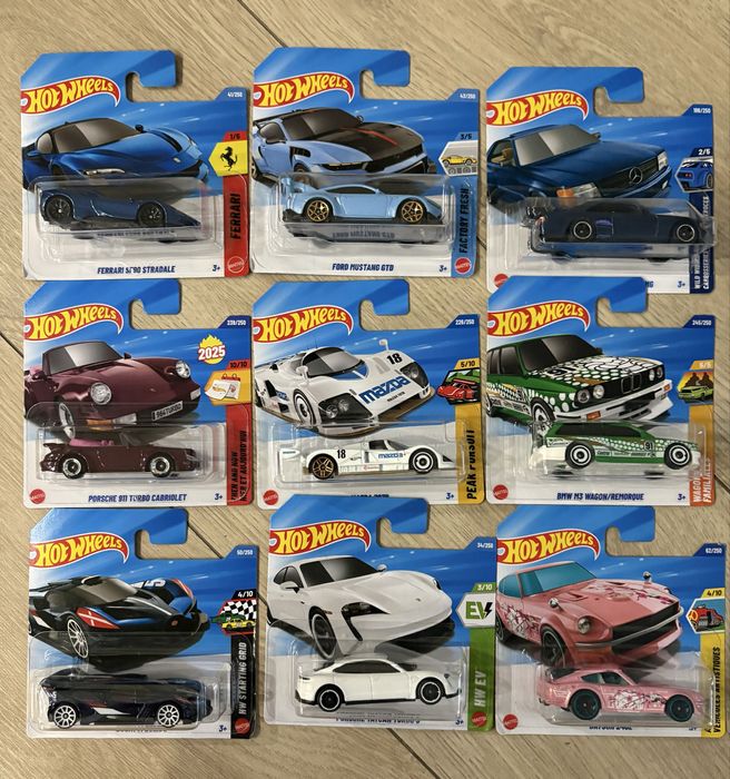 Hot wheels mercedes, datsun