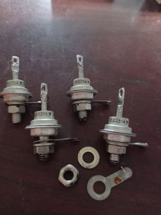 Діоди Д231А, 2Д206А  Б/В, надійна якість з радіо апаратури МО СРСР