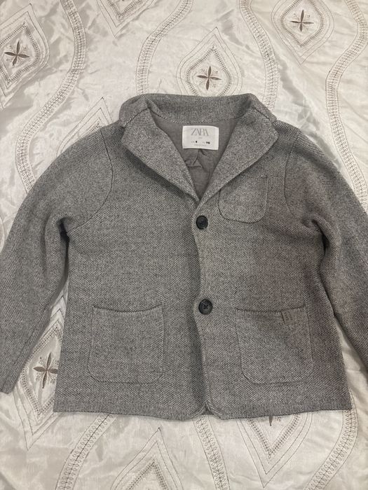 Жикет на хлопчика 5-6 років zara