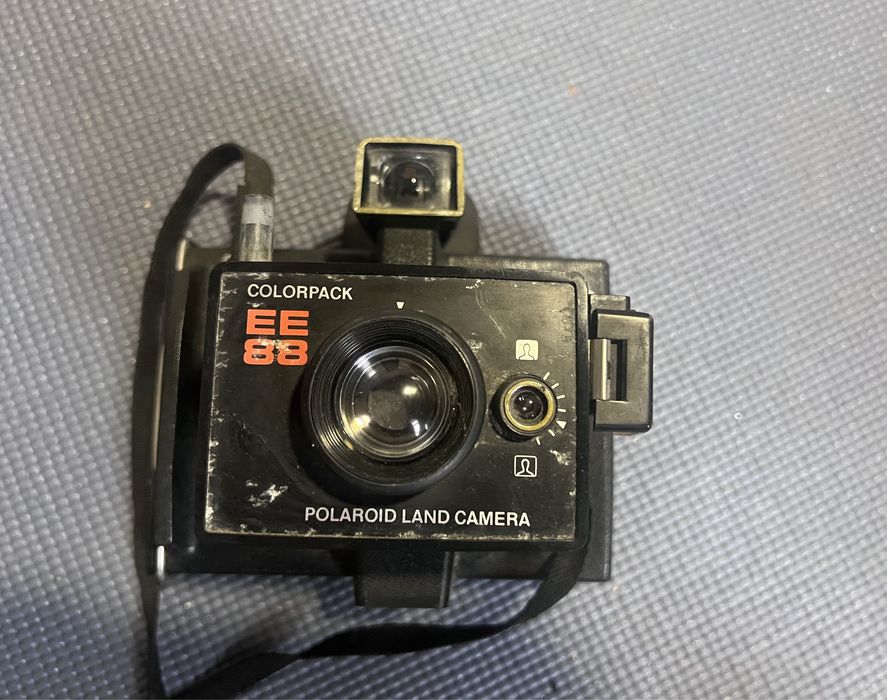 Polaroid land camera E88 colorpack