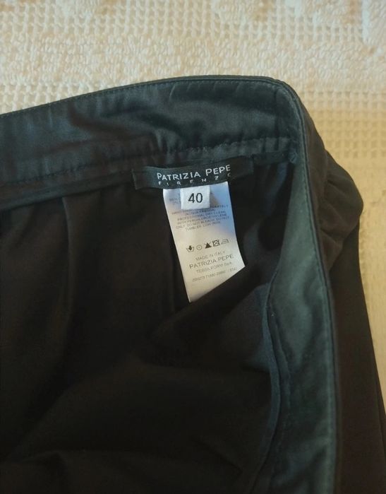 Saia preta Patrizia Pepe Firenze