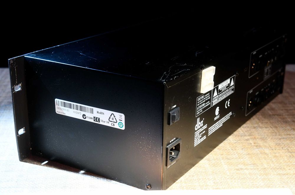 Korektor graficzny DBX 2231 / limiter