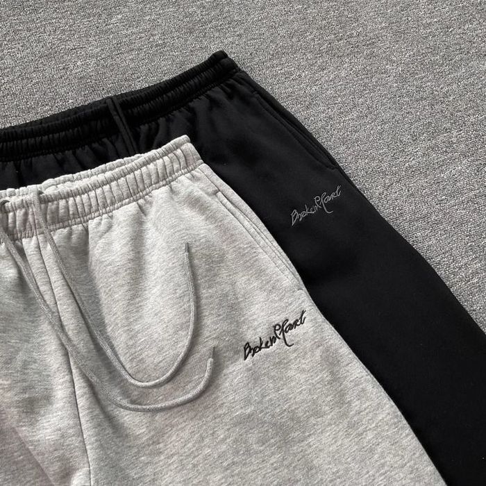 Штани спортивні чорні Broken Planet S M L