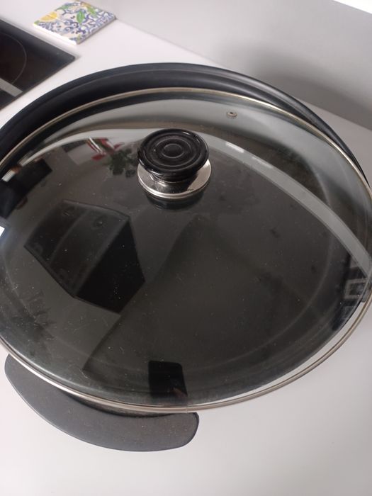 Patelnia elektryczna