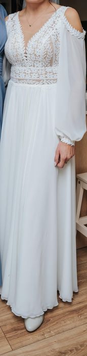 Suknia ślubna dla niskiej kobiety