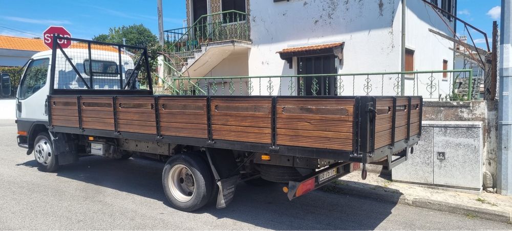 Mitsubishi Canter 3.0 DID POUCOS KMS
