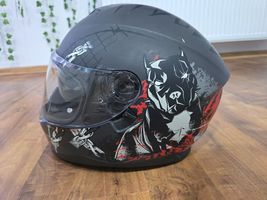 Kask Leazer Pitbull z Blendą