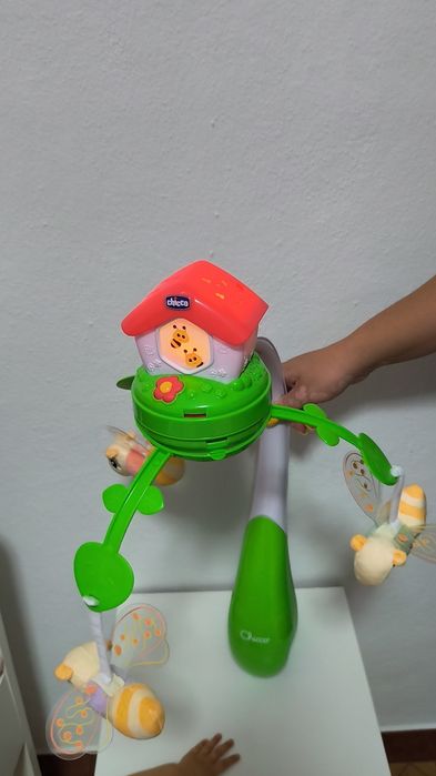 Brinquedo bebé quarto