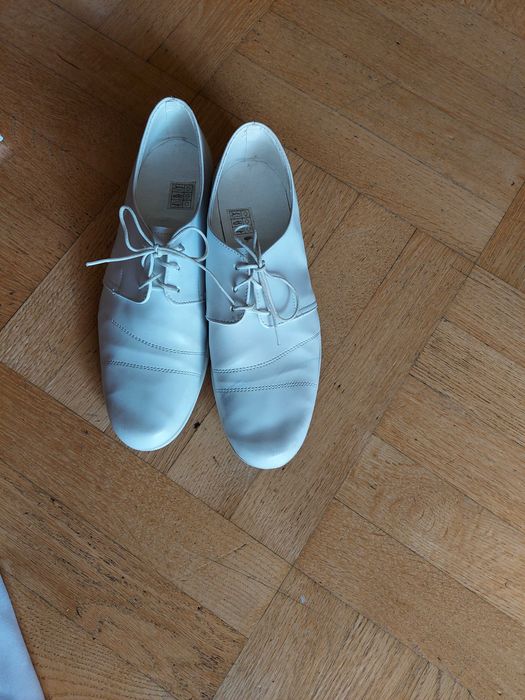 Strój komunijny- komplet+buty- bardzo dobry stan