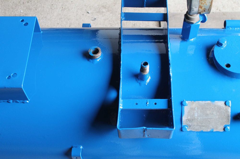 Kompresor sprężarka  -  Czytać opis