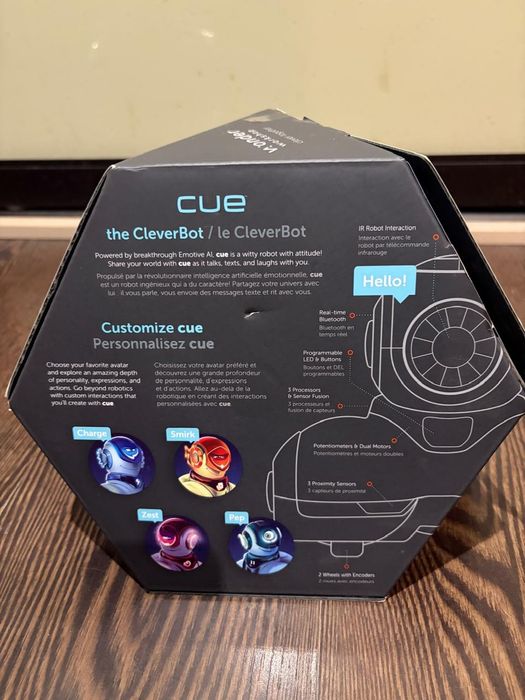 Робот для програмування CUE Robot