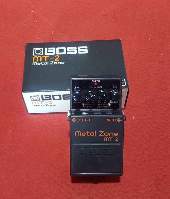 Pedais boss, digitech, shure, tech21