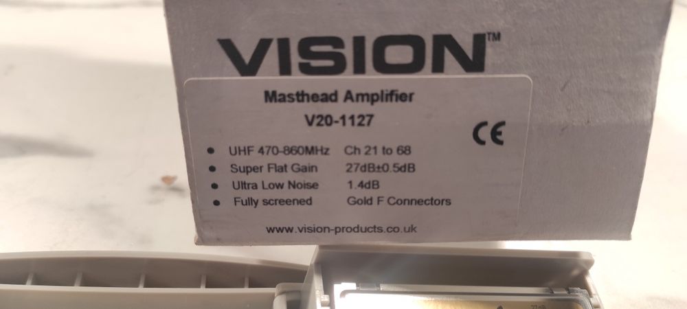 Wzmacniacz antenowy VISION V20-1127 plus V23-2100