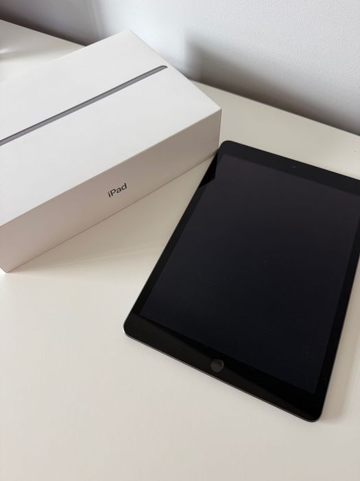 iPad 7. generacji Wi-Fi + Cellular – na sprzedaż