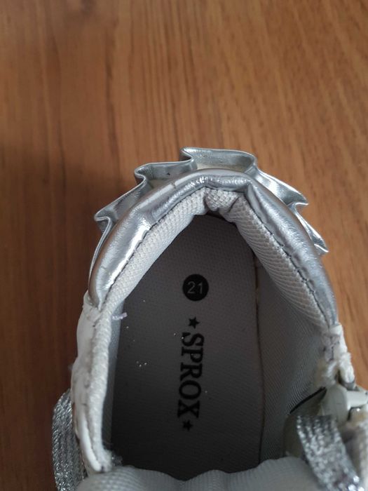NOWE białe buty Sprox 21