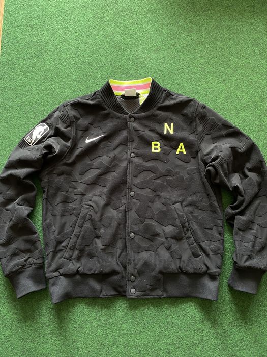 Nike NBA.      .