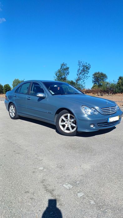 Mercedes-Benz C 200 — fotografia 2