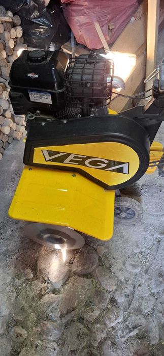 Glebogryzarka spalinowa