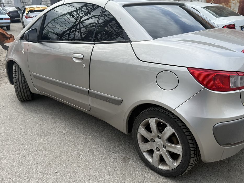 Мітсубіши кольт czc2006 kabrio
