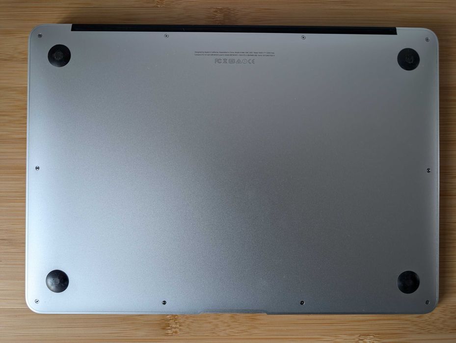MacBook Air A1466 13,3 cali 256SSD i5 4GB 2015 dla dzieci lub seniorów