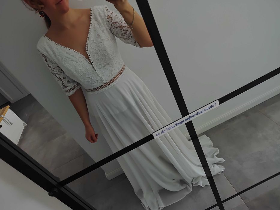 Suknia ślubna literka A w stylu boho