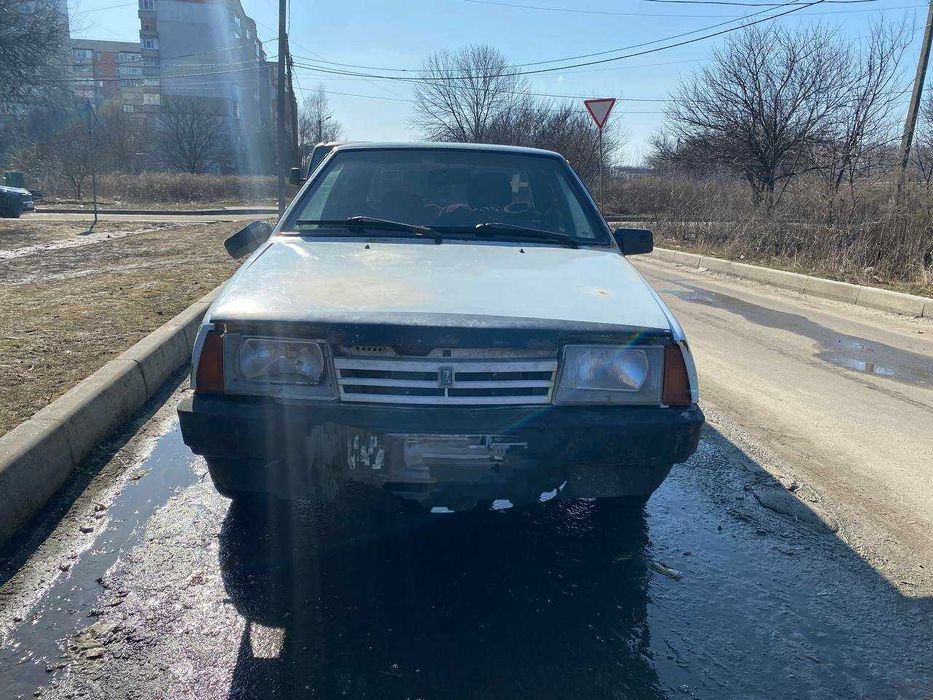 Продам автомобиль ВАЗ 21099