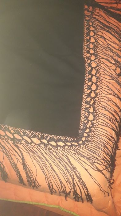 Lenços antigos e xailes