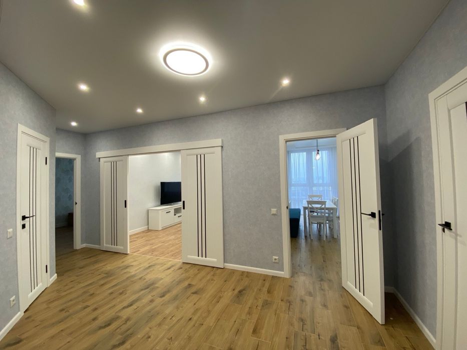 2-кімнатна біля парку, Академіка Шалімова 35-а