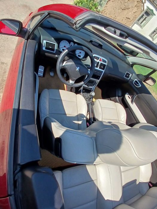Peugeot 307 2004. Кабріолет.