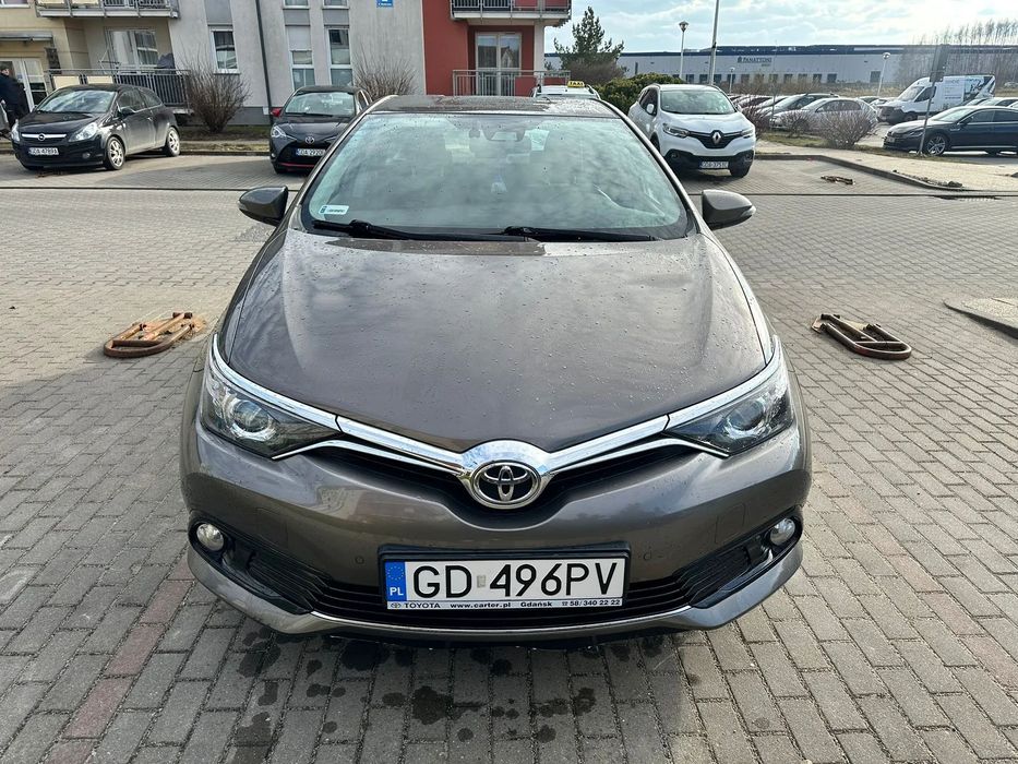 Toyota Auris AUTO OD NOWOŚCI W RODZINIE - 106000km przebiegu