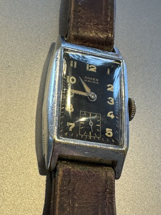 Zwgarek mechaniczny swiss made Anker 15 rubis tank watch