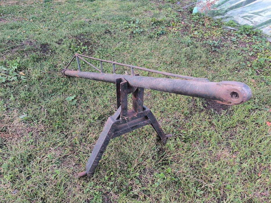 Ładowacz podnośnik z hakiem do lasu