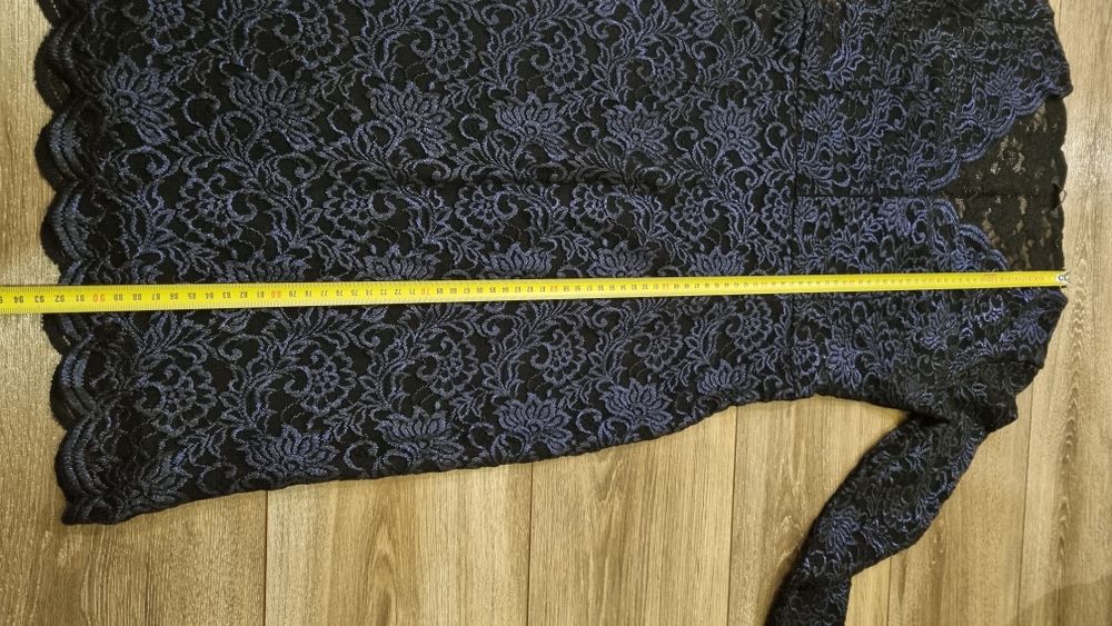Elegancka sukienka koronka rękaw 3/4 S/M
